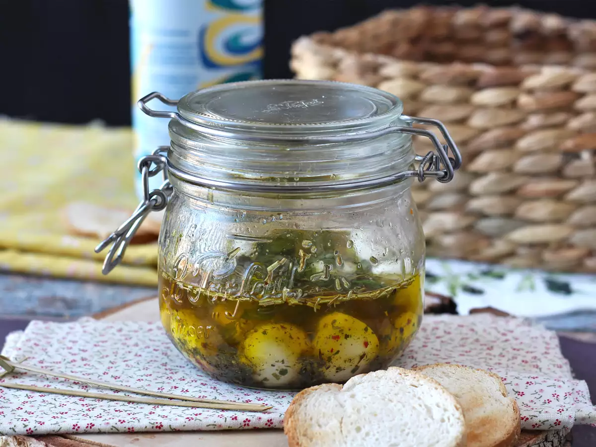 Bolinhas de mussarela marinadas para um aperitivo ou salada! - foto 6