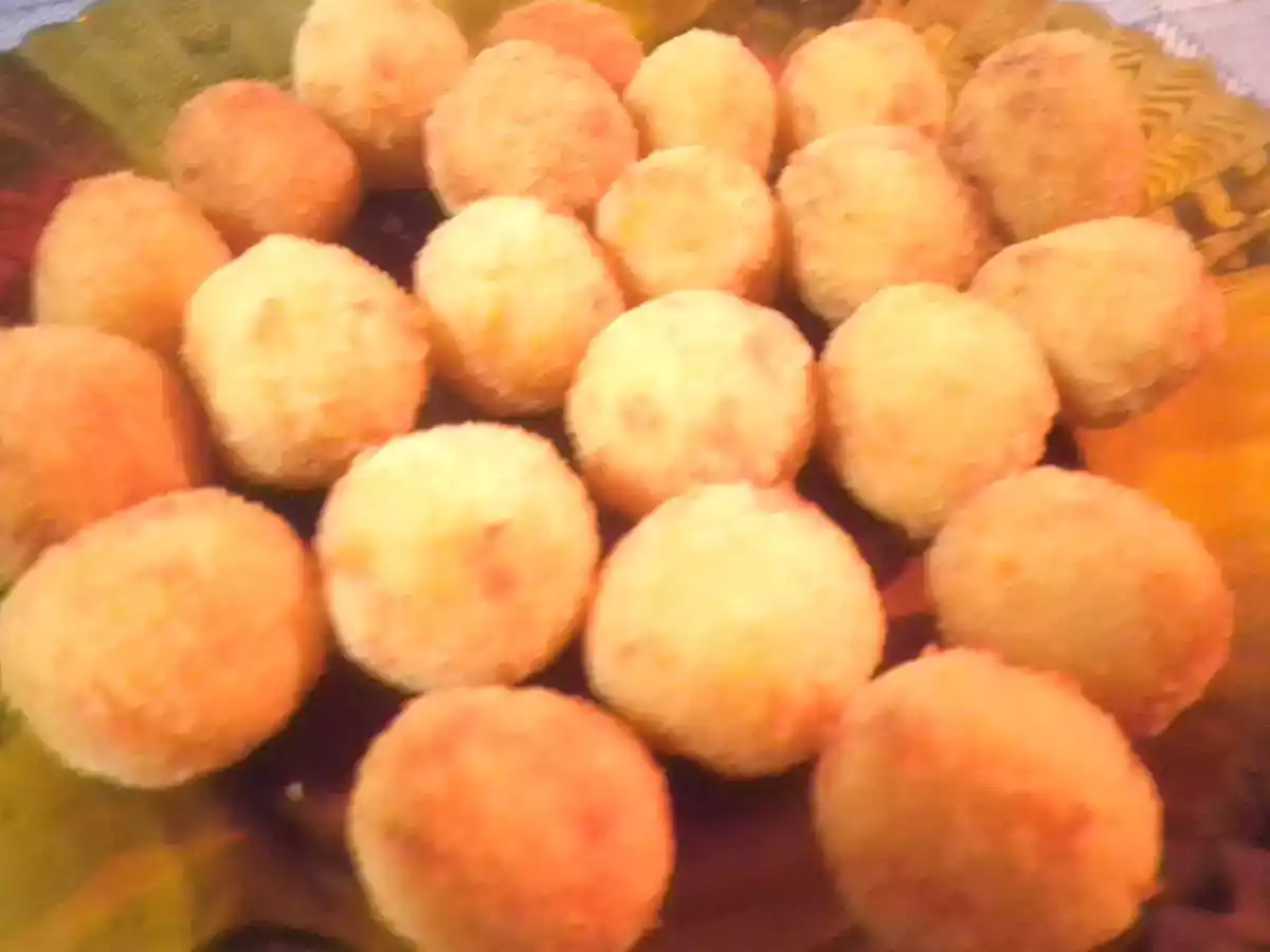 Bolinho de arroz com mandioca