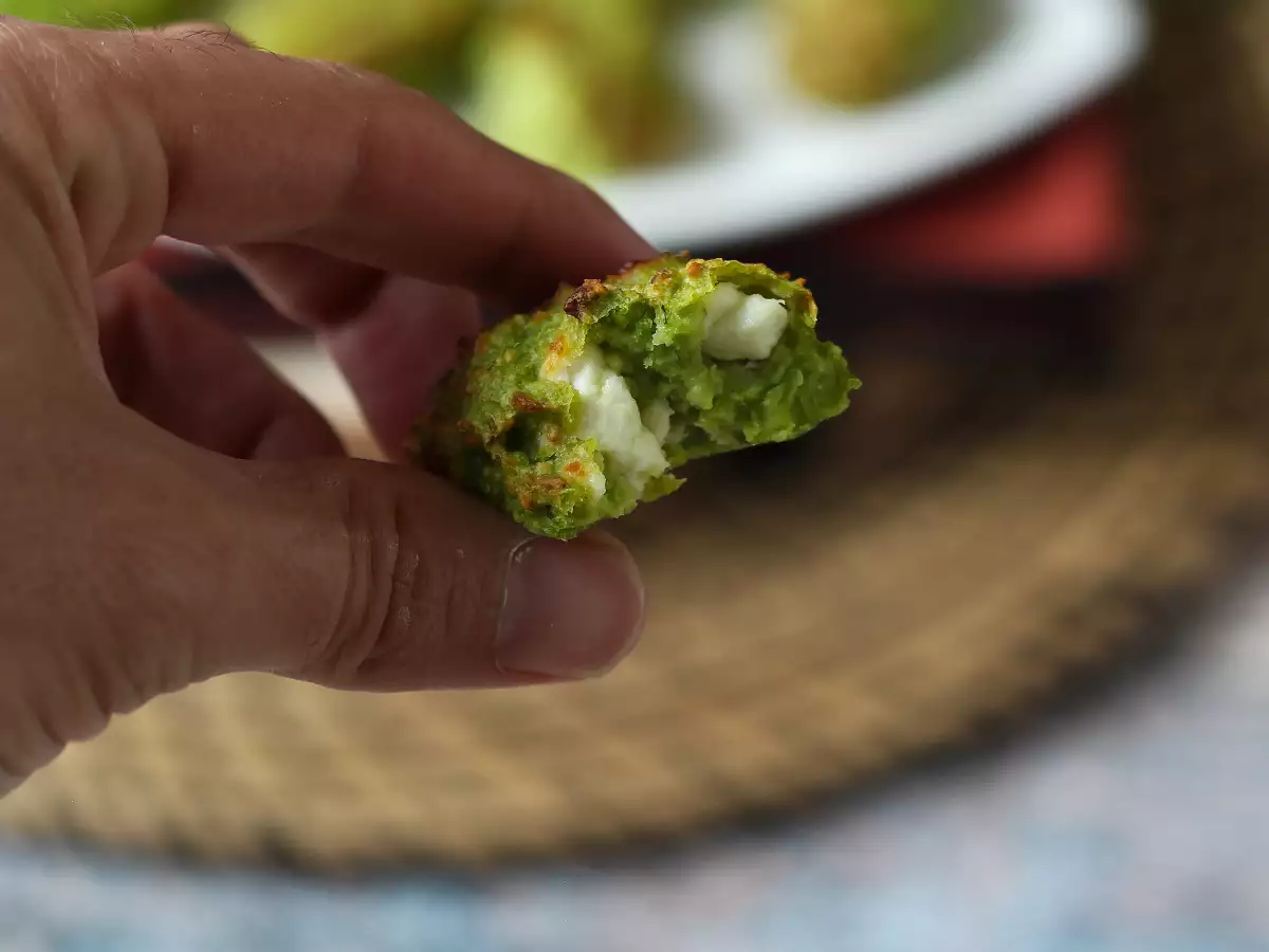 Bolinho de ervilha e queijo feta na Air Fryer: saboroso, saudável e super simples de preparar - foto 6