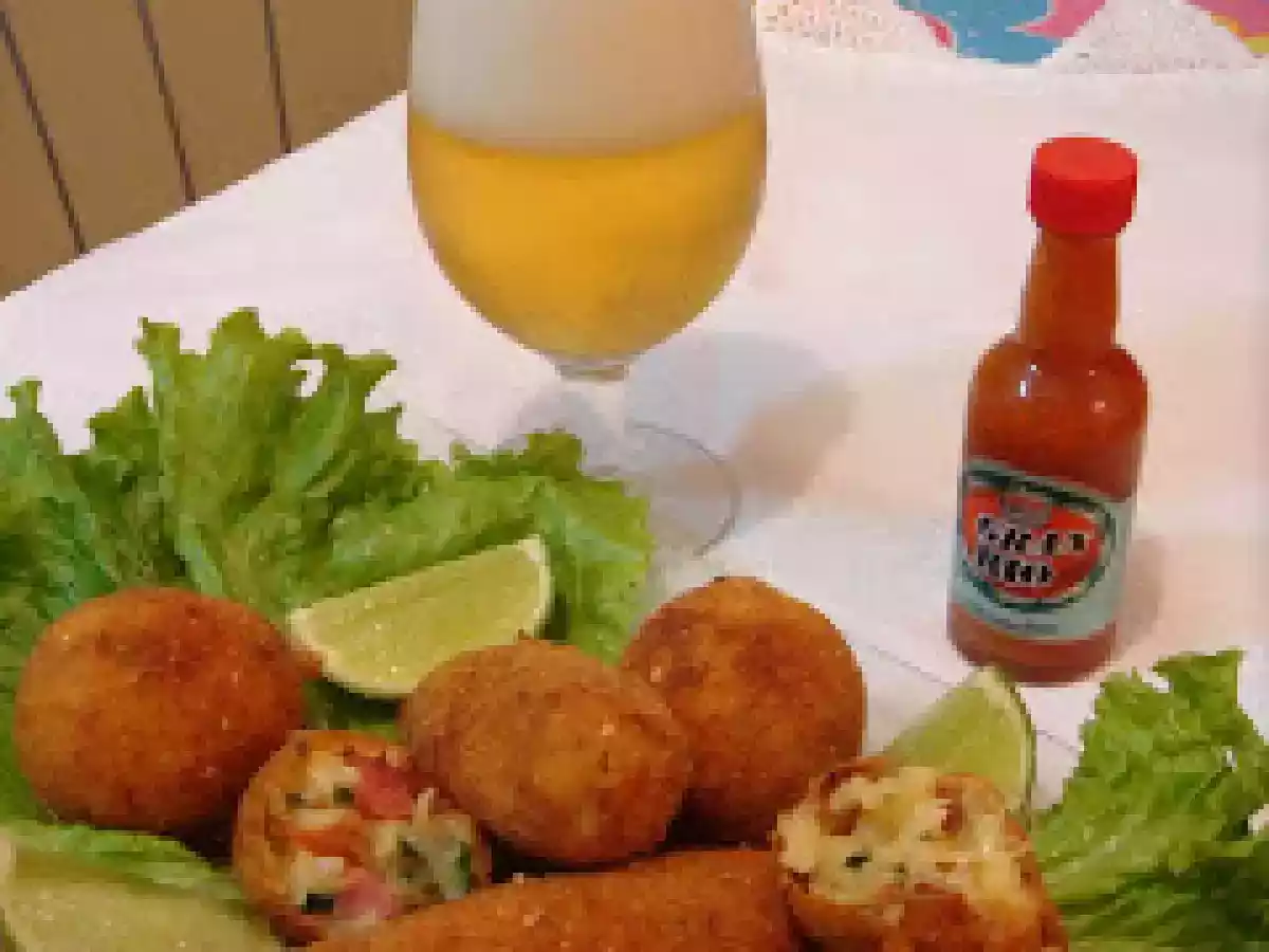 Bolinho de Miojo (Macarrão Instantâneo)