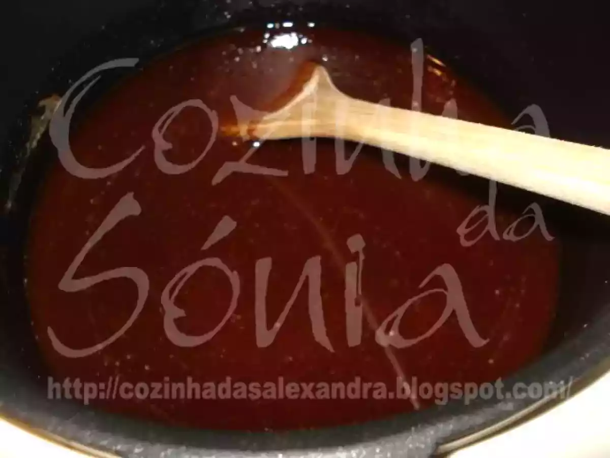 BOLINHOS, BOLINHOS. PELA ALMA DOS SEUS SANTINHOS. BROAS DE MEL, NOZES, AVELÃS E AMÊNDOAS - foto 3