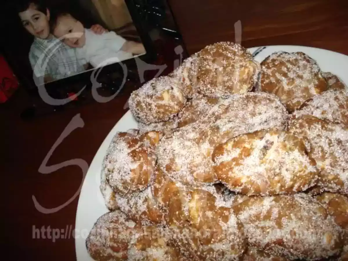 BOLINHOS, BOLINHOS. PELA ALMA DOS SEUS SANTINHOS. BROAS DE MEL, NOZES, AVELÃS E AMÊNDOAS - foto 12