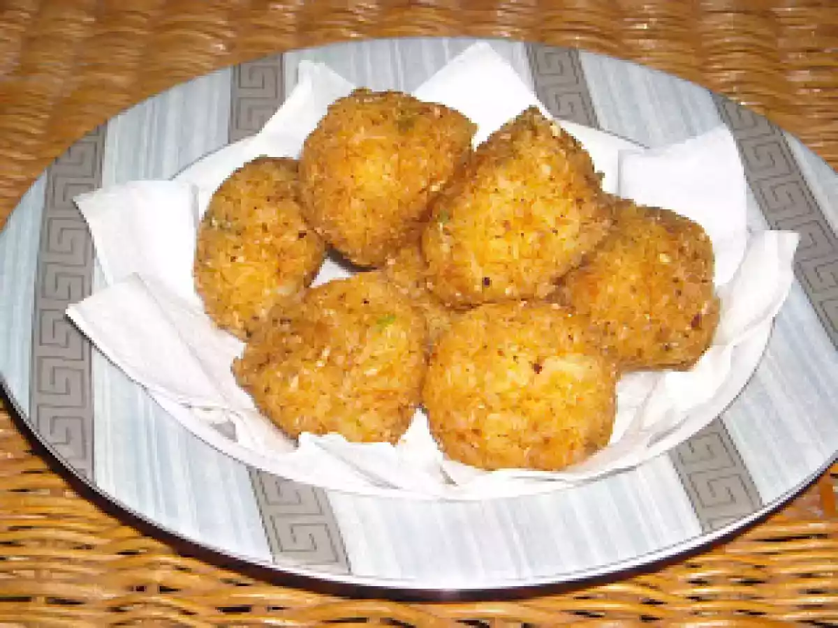Bolinhos de arroz com camarão