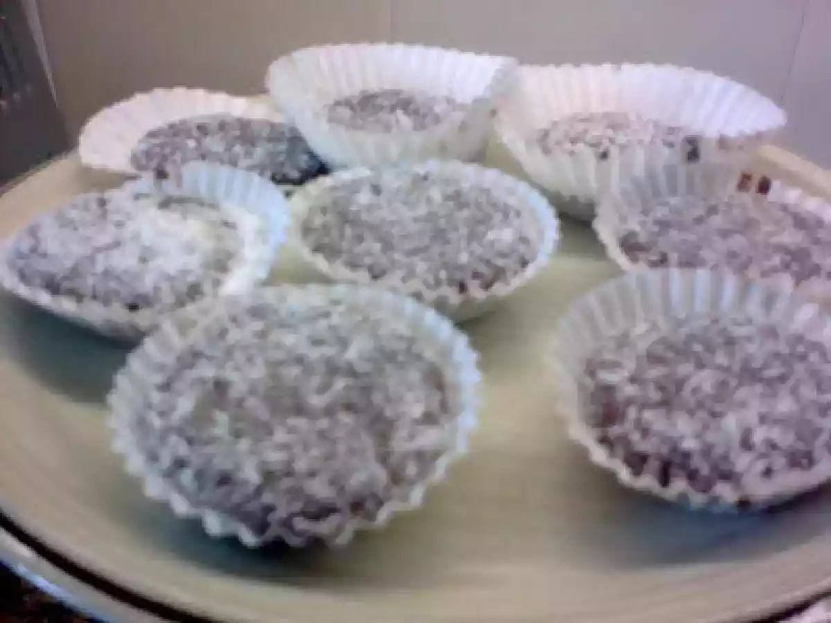 Bolinhos de chocolate com coco - foto 2