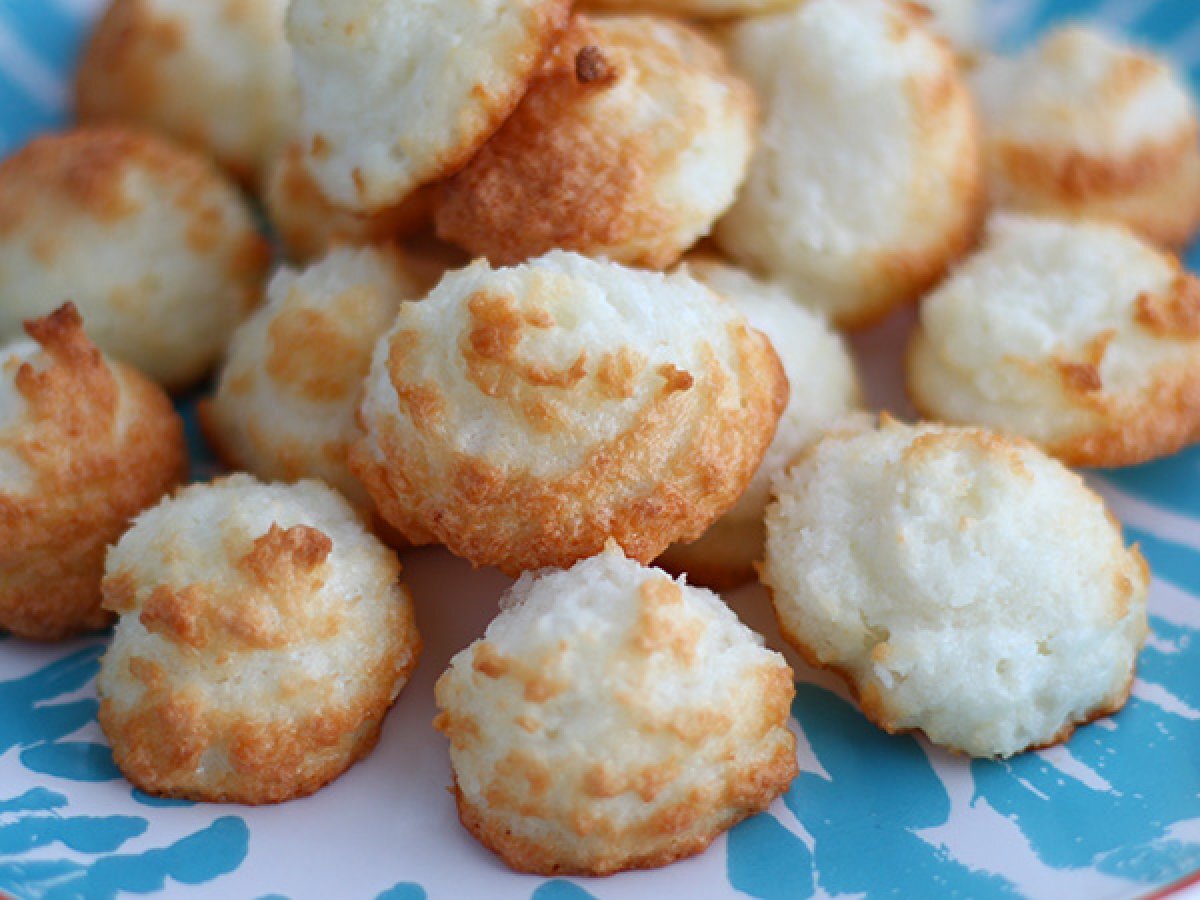 Bolinhos de coco com 3 ingredientes: fáceis, rápidos e deliciosos - foto 2
