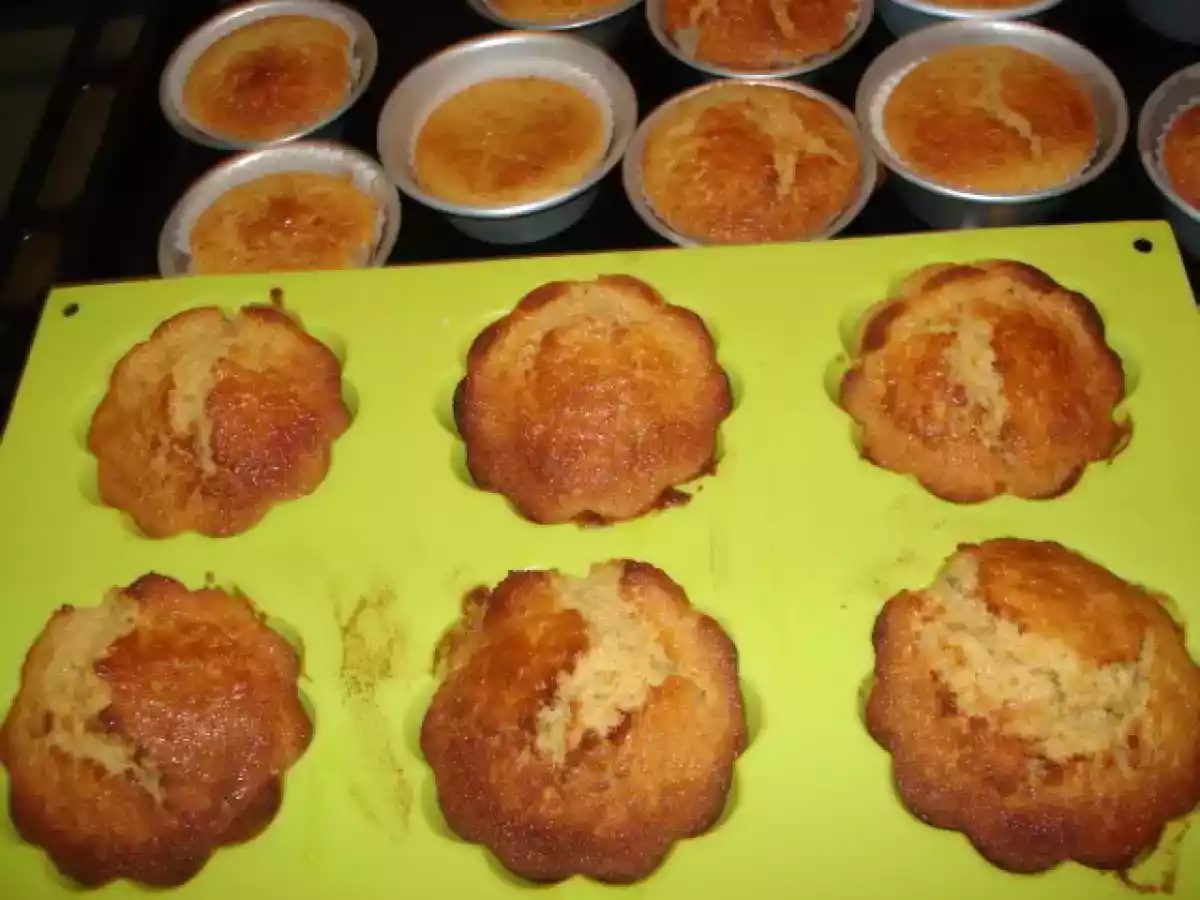 BOLINHOS DE IOGURTE COM COCO E AMENDOIM... - foto 2