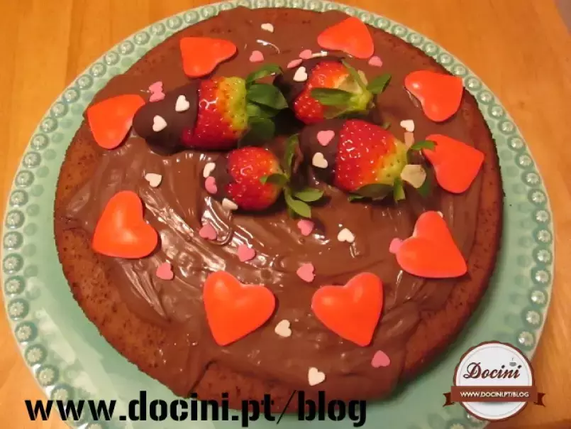 Bolo Amoroso – Bolo de Chocolate com Recheio de Mascarpone e Morangos - foto 2