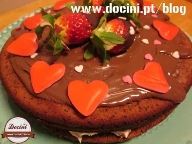 Bolo Amoroso – Bolo de Chocolate com Recheio de Mascarpone e Morangos - foto 3