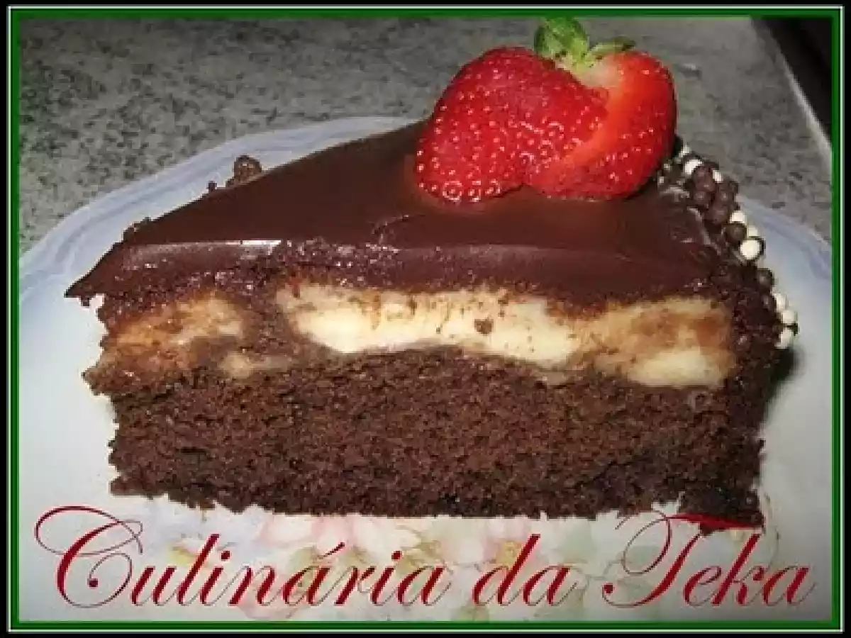 BOLO BOMBA DE CHOCOLATE