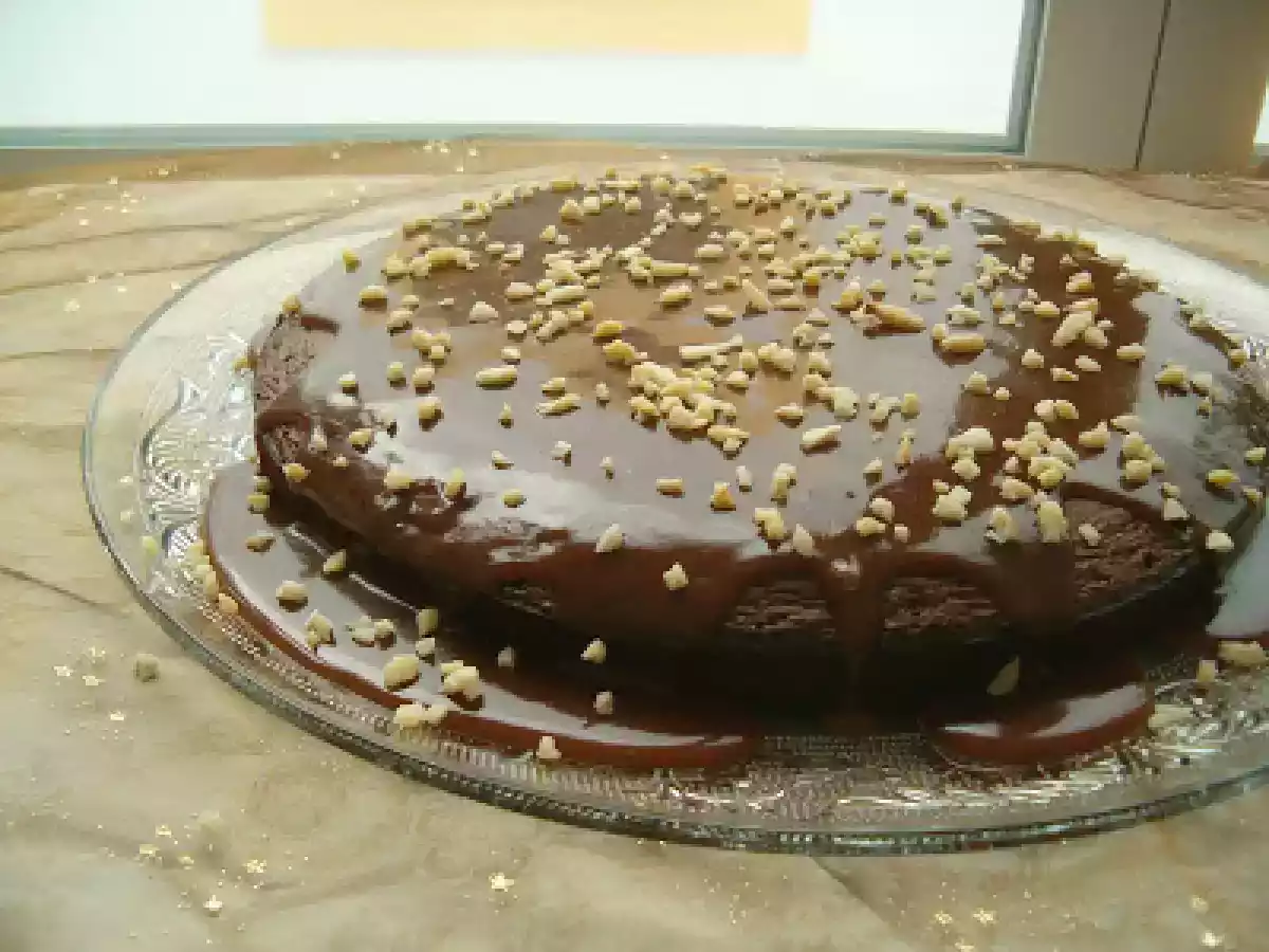 Bolo brownie com cobertura toffee