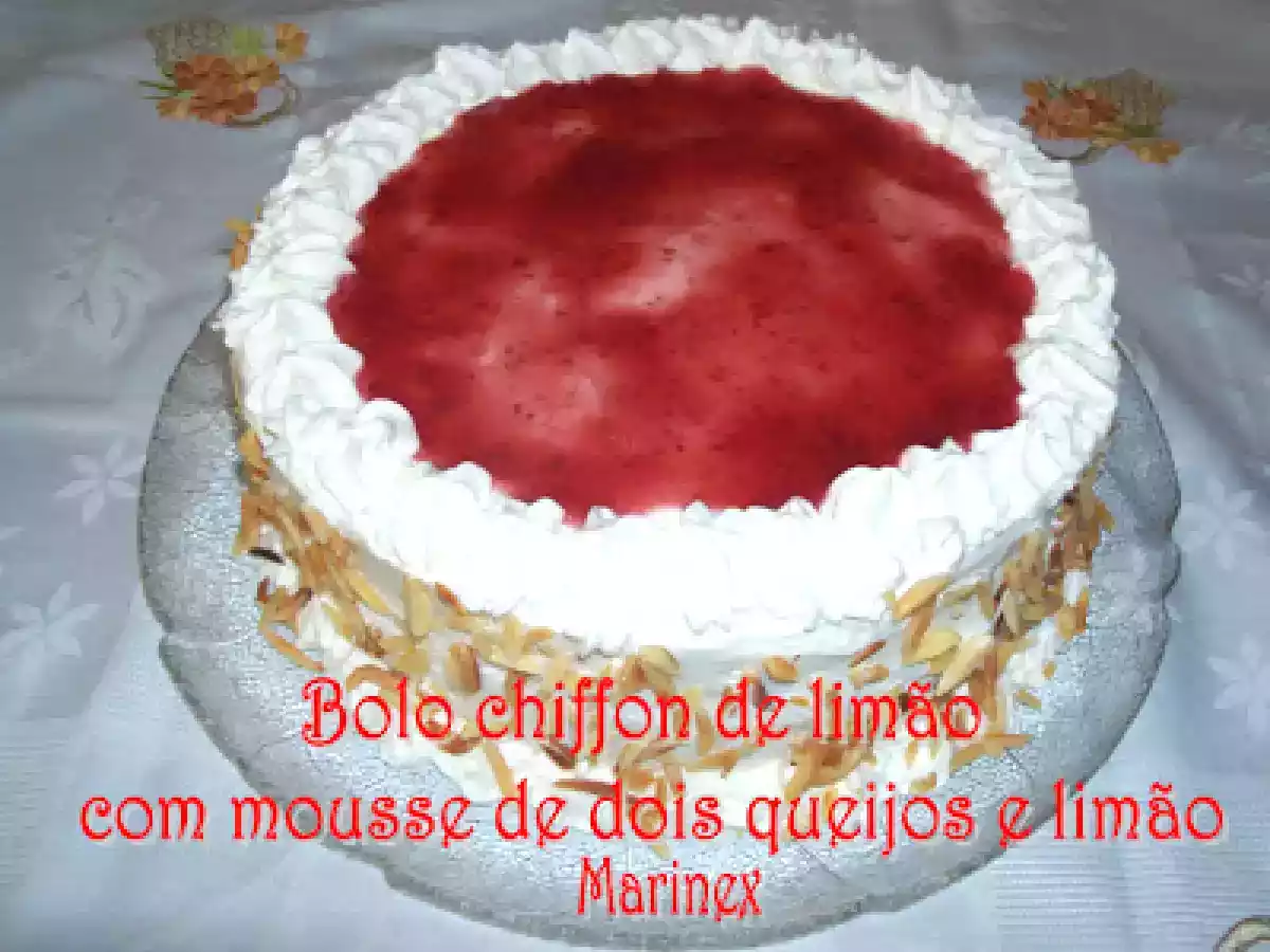 Bolo chiffon de limão com mousse de dois queijos e limão