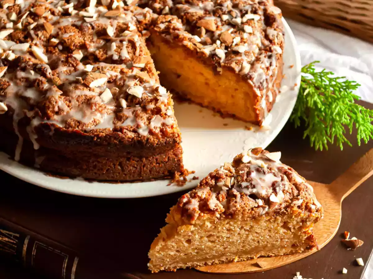 Bolo cinnamon roll de batata doce