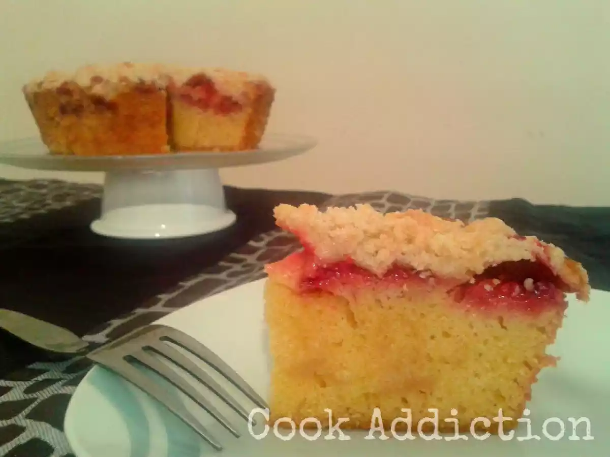Bolo crumble de morango