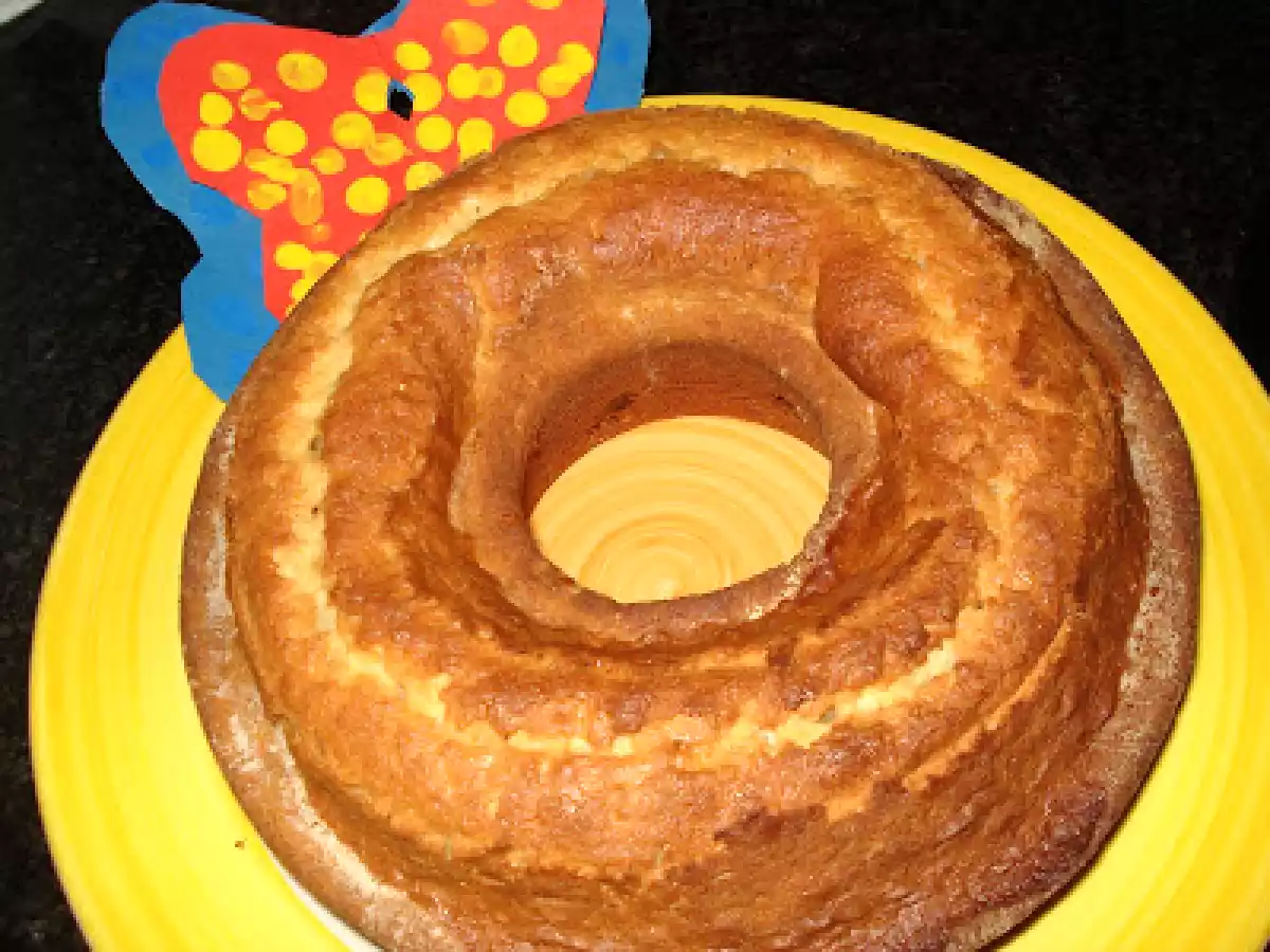 BOLO DA AVÓ DO MACHICO COM PASSAS E VINHO DO PORTO...