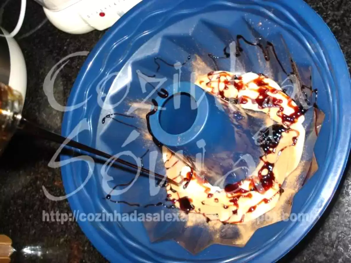 BOLO DA FRUTAS CARAMELIZADAS, AROMATIZADO DE CANELA E ERVA DOCE... - foto 8