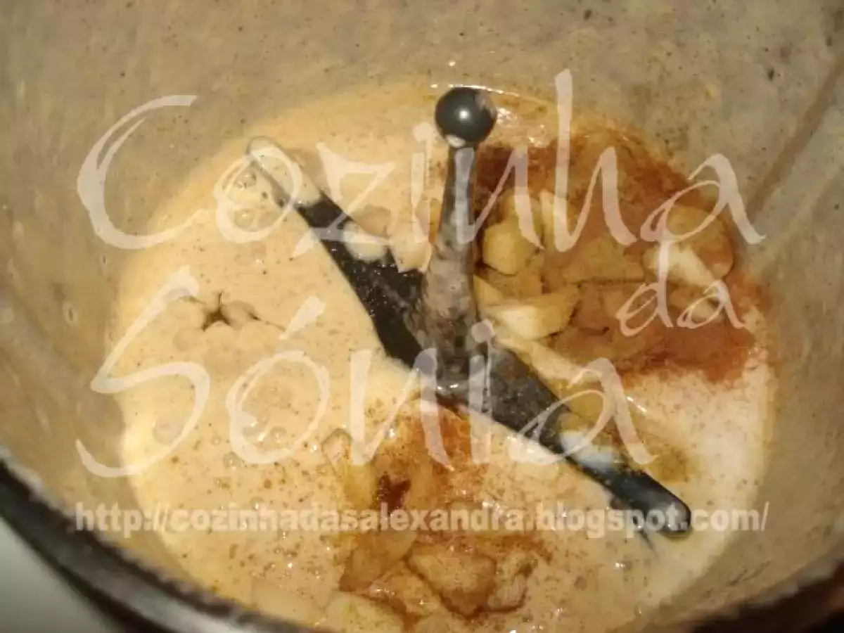 BOLO DA FRUTAS CARAMELIZADAS, AROMATIZADO DE CANELA E ERVA DOCE... - foto 11