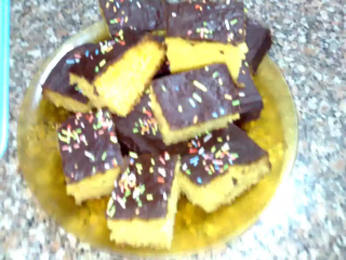 Bolo de abóbora com cobertura de chocolate - foto 2