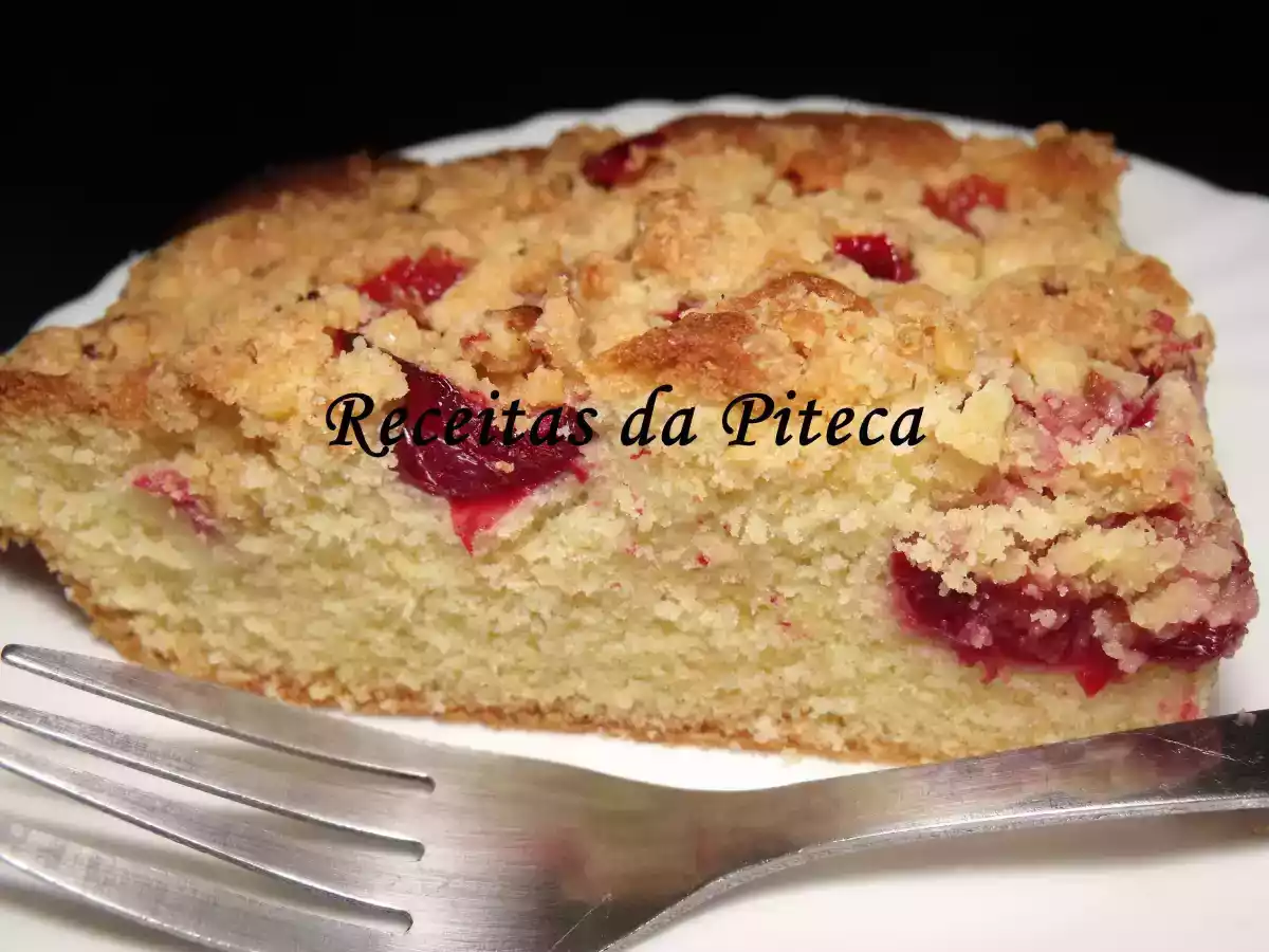Bolo de ameixas com massa esfarelada (Streusel) - foto 2