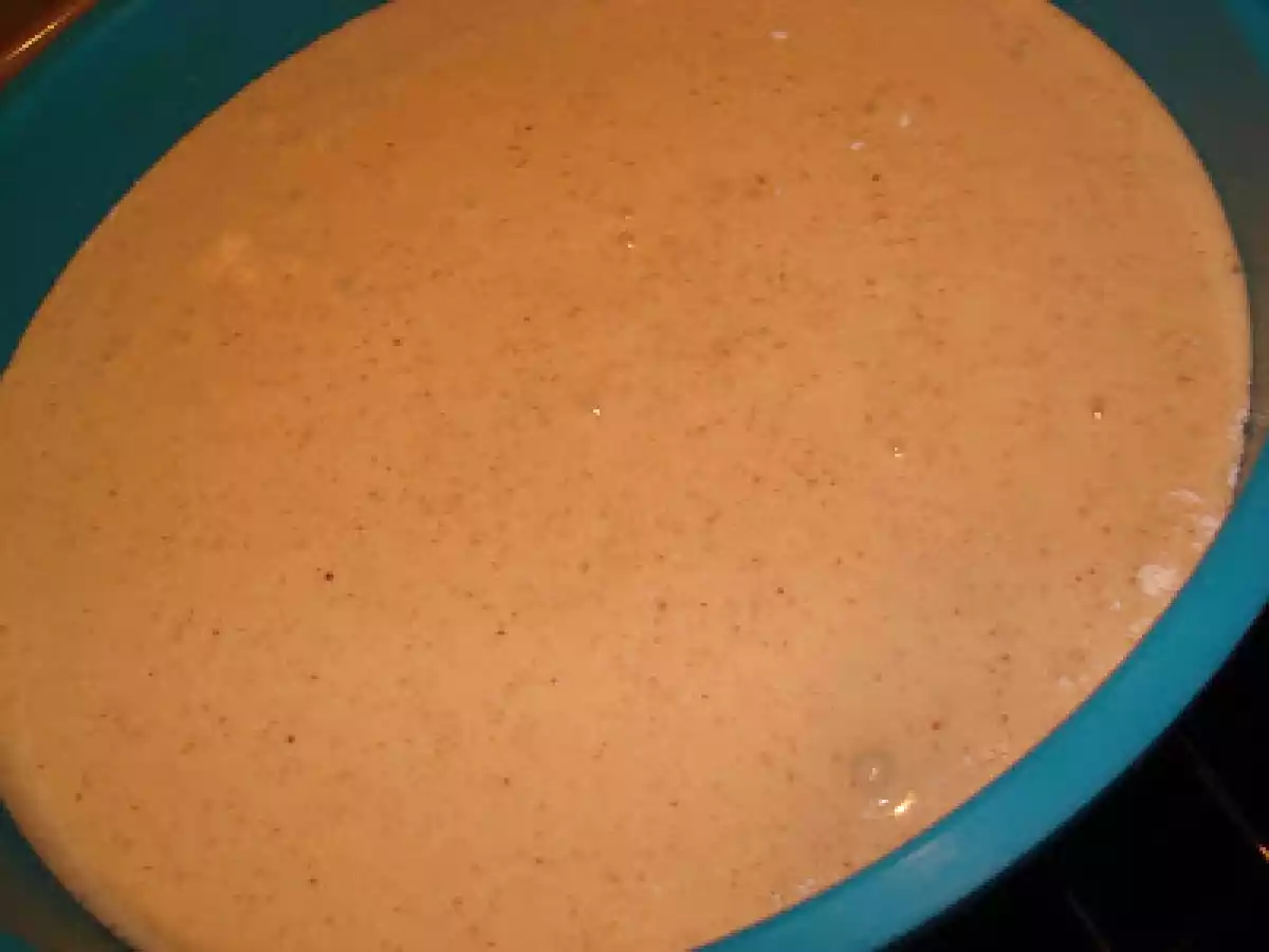 BOLO DE AMÊNDOA RECHEADO DE BAGE CREMIM COM COBERTURA DE MERENGUE E AMÊNDOA TORRADA... - foto 5