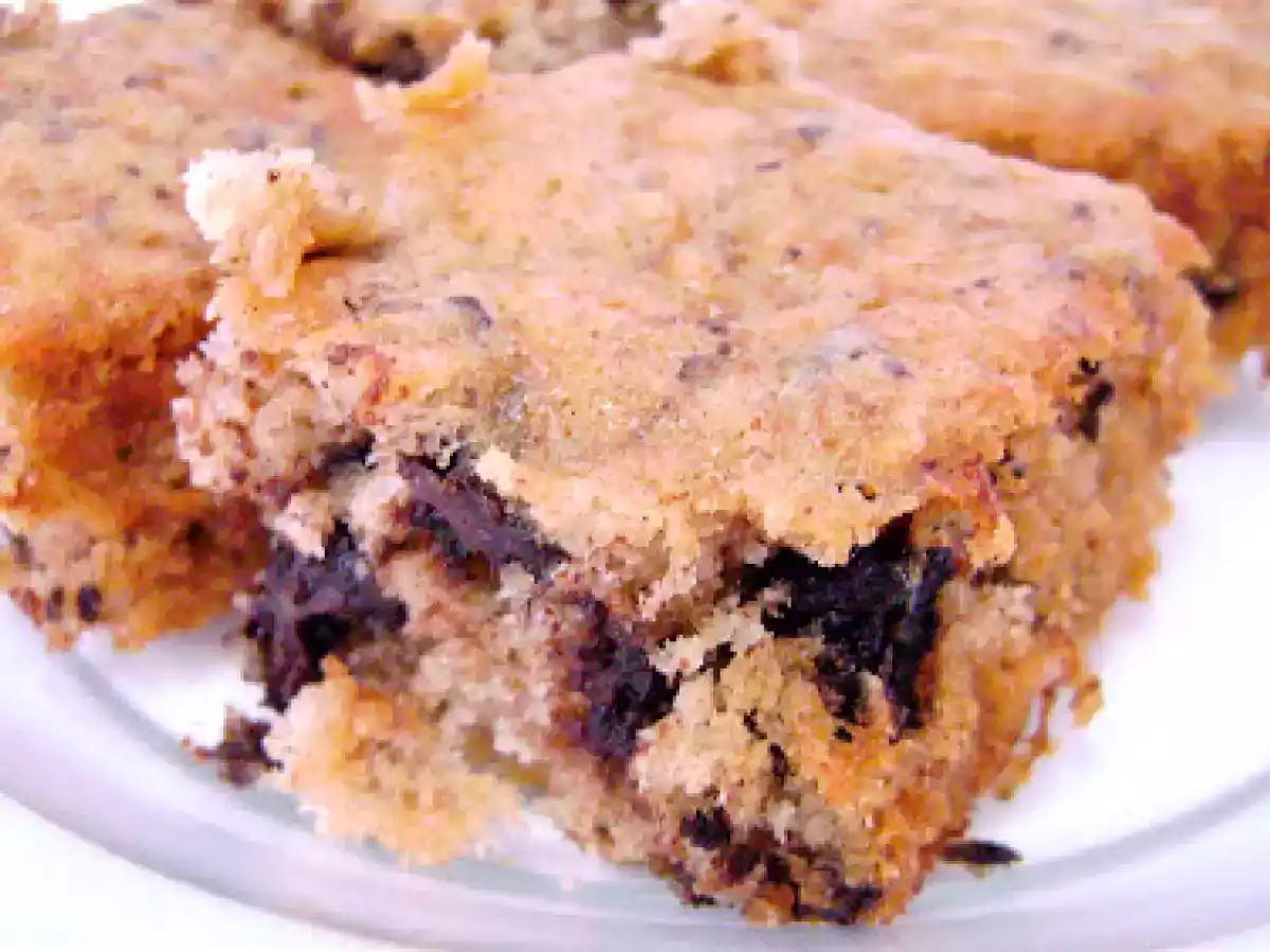 BOLO DE BANANA, CANELA E GOTAS DE CHOCOLATE - foto 2