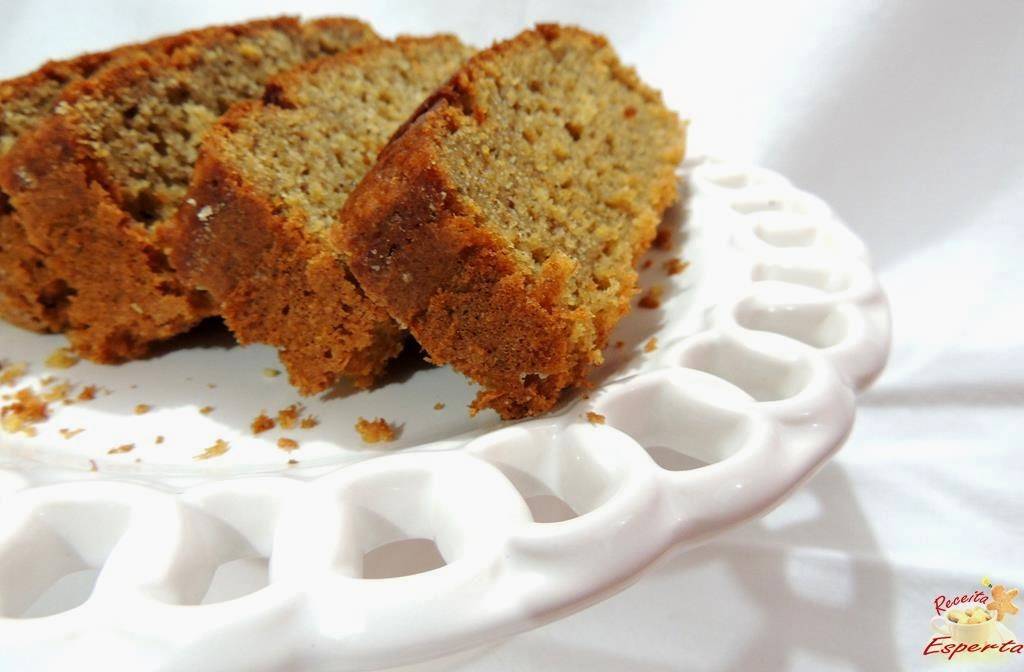 Bolo de Banana com Farelo de Aveia Sem Glúten