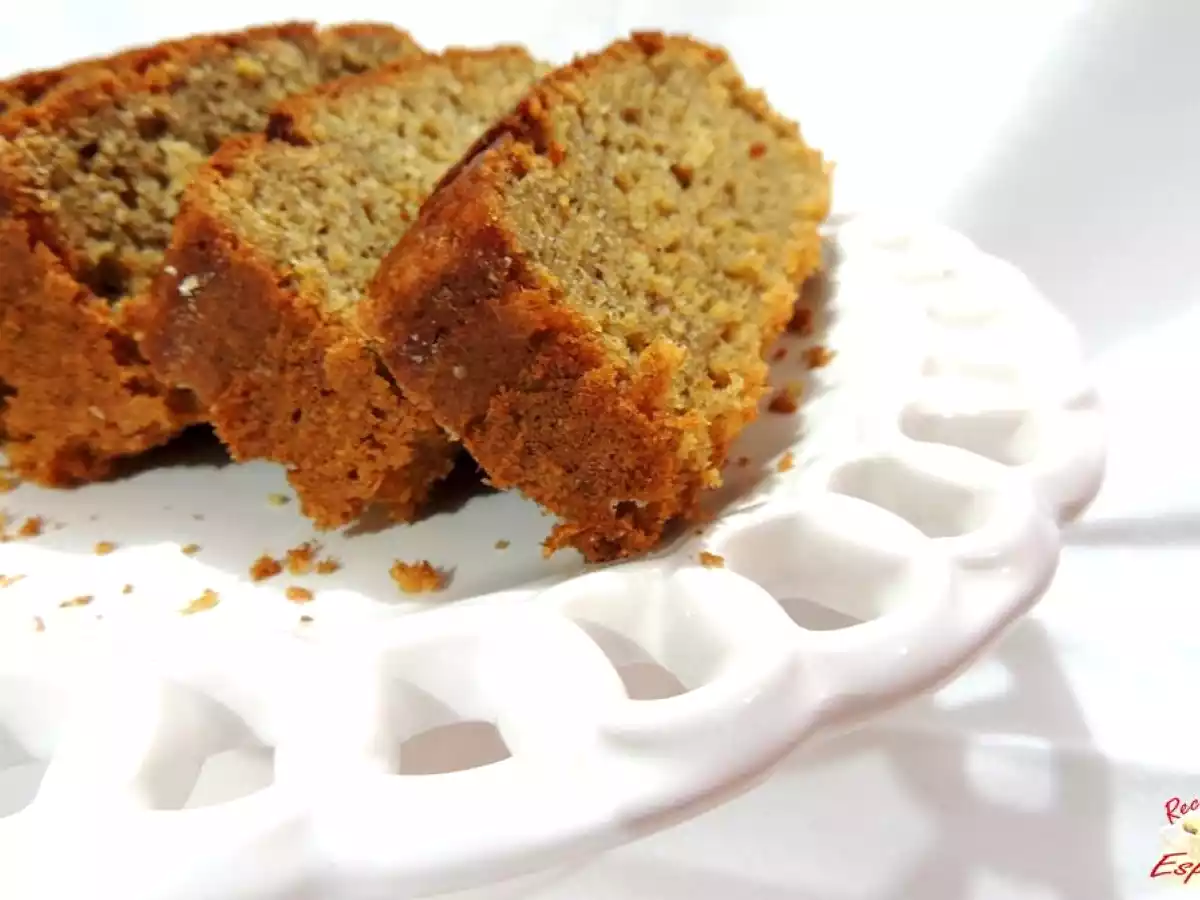 Bolo de Banana com Aveia e Iogurte