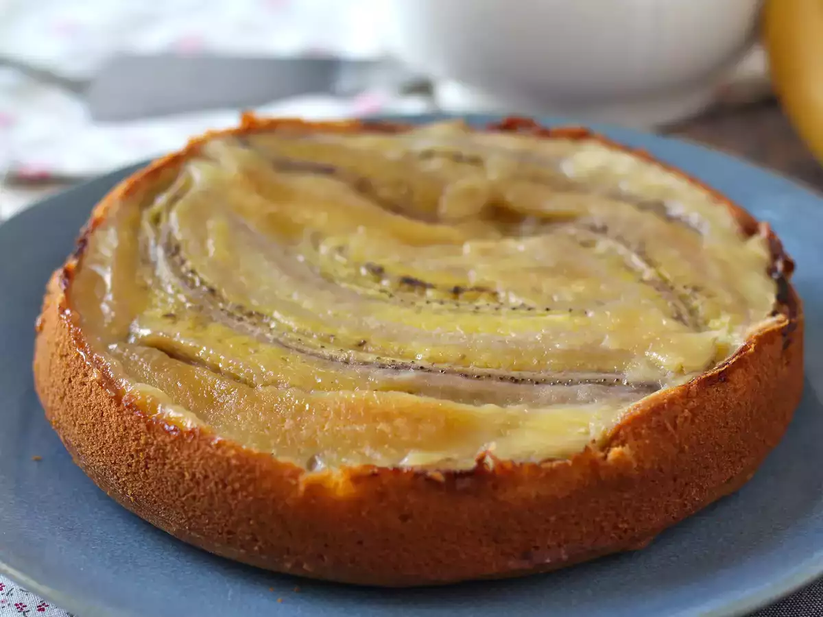 Bolo de banana invertido com cobertura caramelizada - foto 6