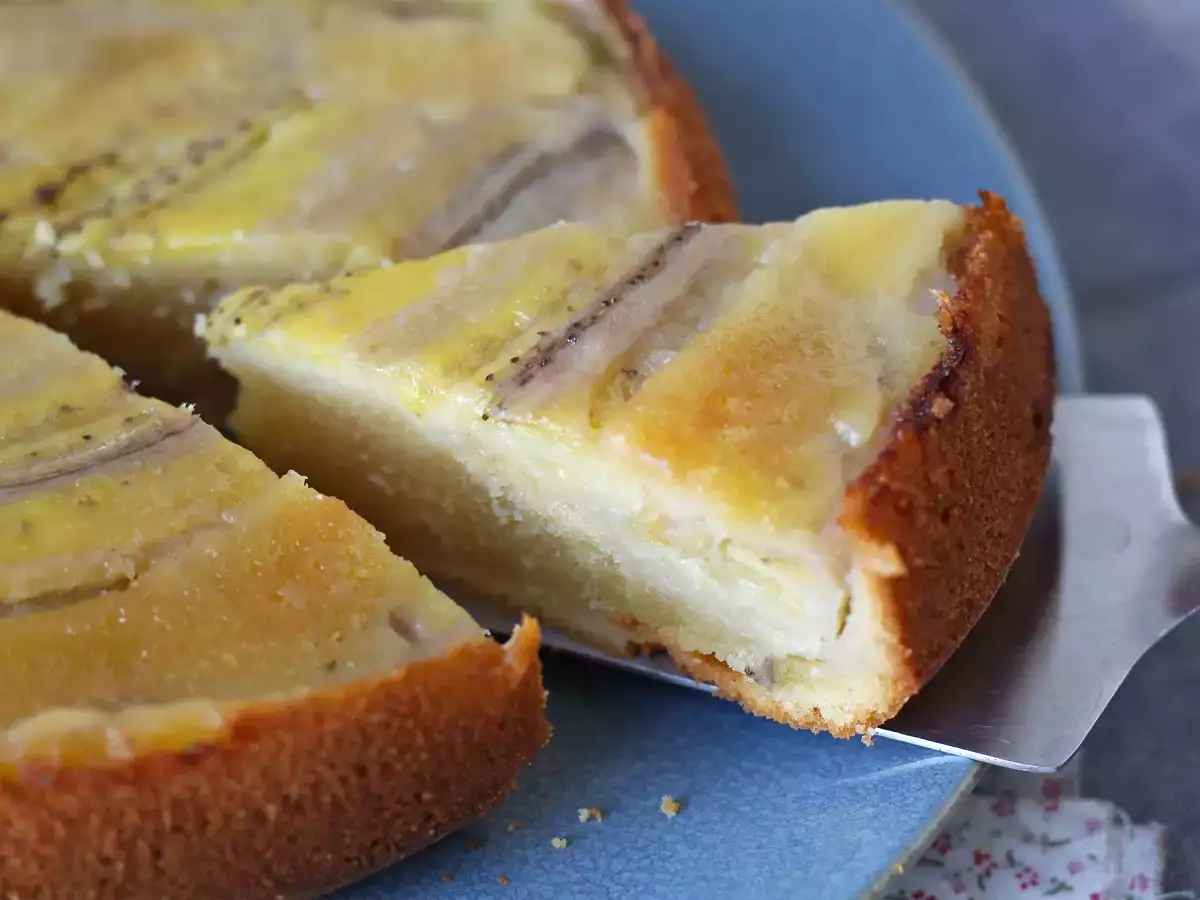 Bolo de banana invertido com cobertura caramelizada - foto 8