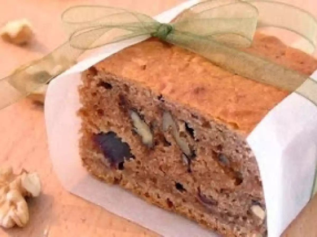 Bolo de Batata-Doce e Tâmaras