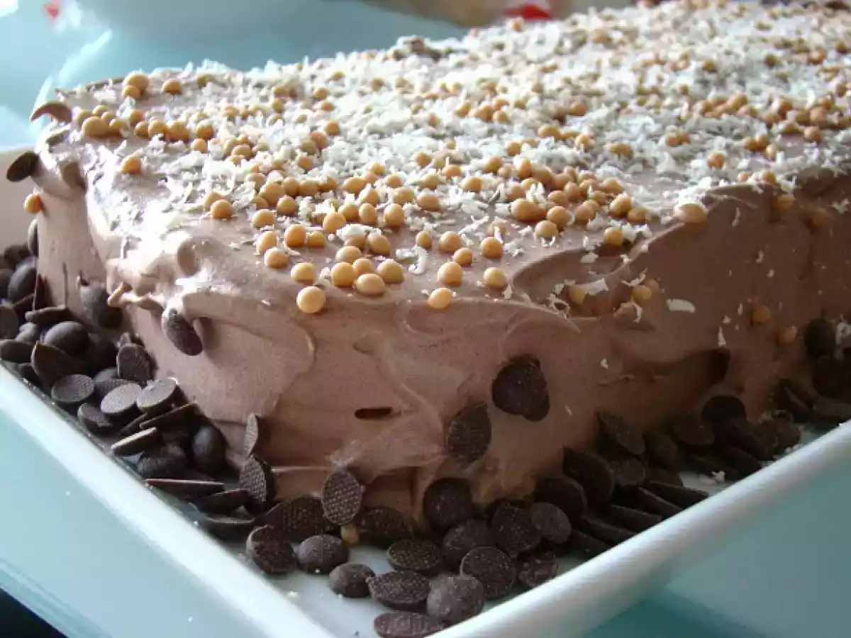 Bolo de Bolacha com Mousse de Chocolate