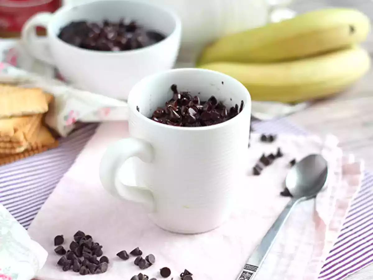 Bolo de caneca de chocolate em 1 minuto - foto 4