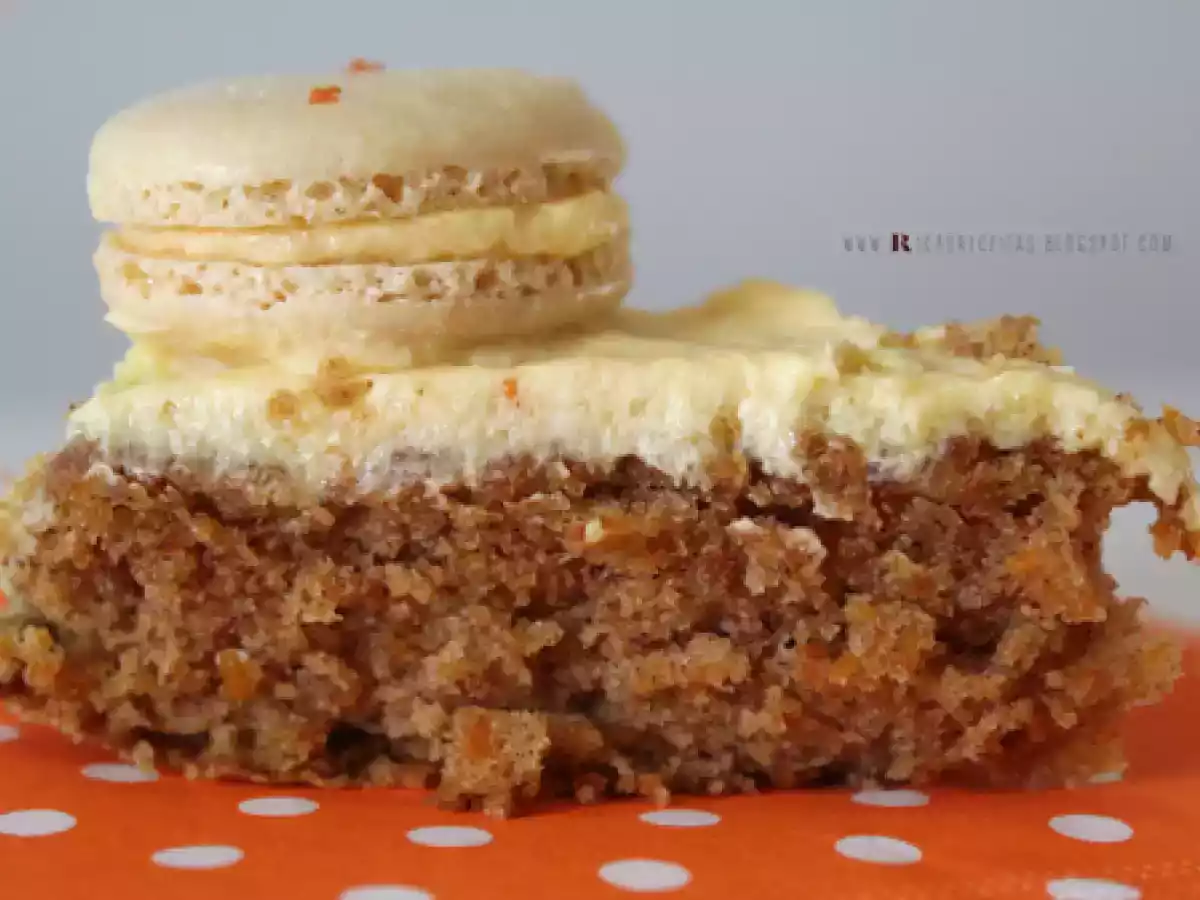 Bolo de cenoura | Carrot Cake
