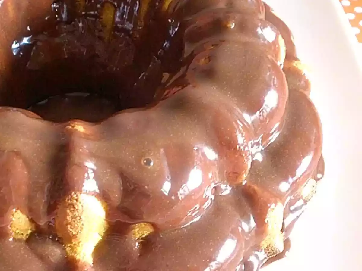Bolo de Cenoura com Ganache de Chocolate Belga