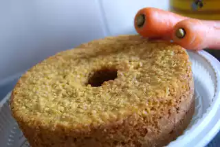 Bolo de cenoura e aveia