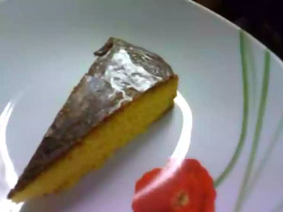 Bolo de Cenoura e cobertura de chocolate