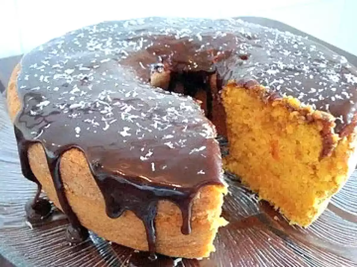 Bolo de Cenoura e Côco