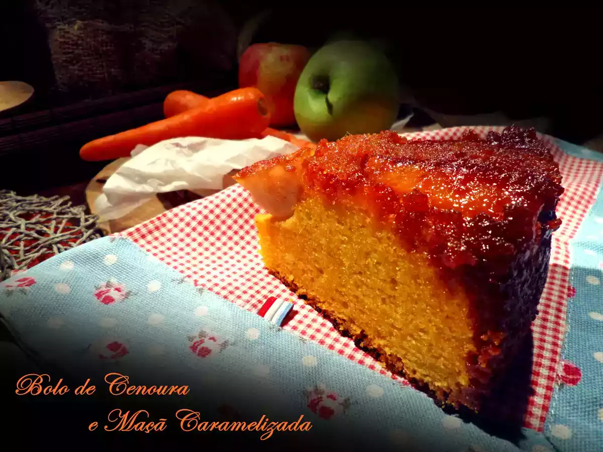Bolo de Cenoura e Maça Caramelizada - foto 2