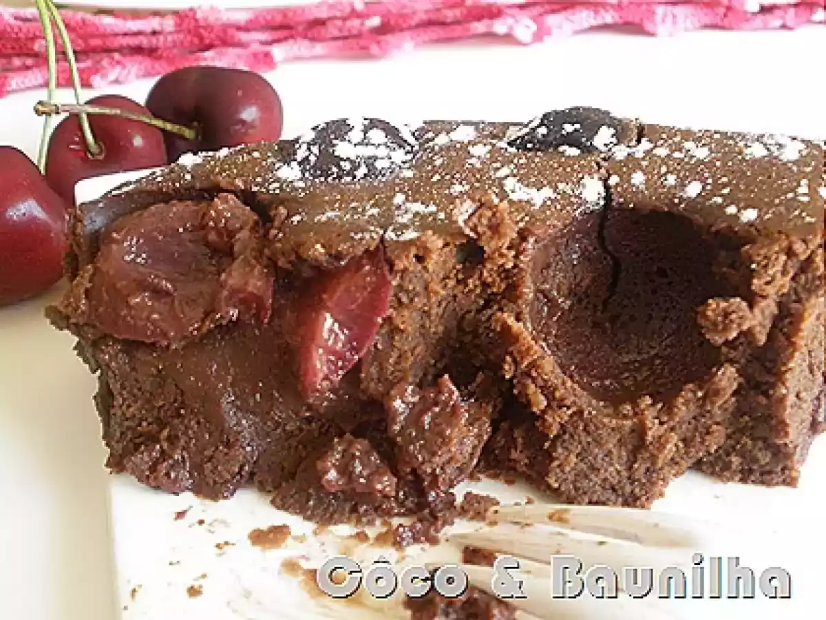 Bolo de Chocolate, Amêndoa e Cereja - foto 3
