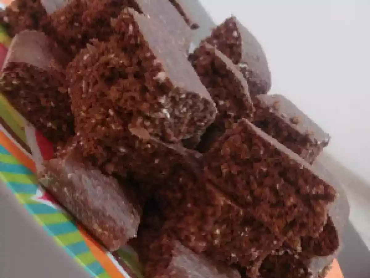 Bolo de chocolate com aveia
