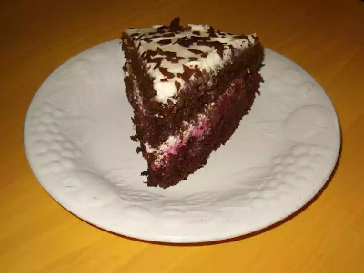 Bolo de chocolate com frutos silvestres