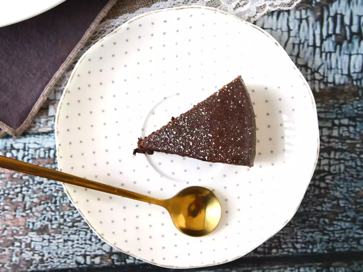 Bolo de chocolate fondant com whey: sobremesa proteica fácil e deliciosa - foto 10