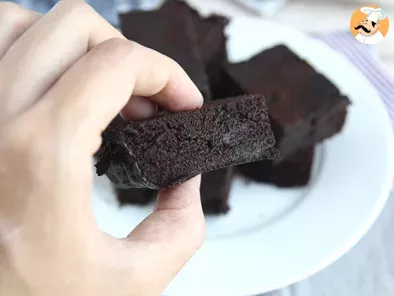 Receita de bolo de chocolate sem leite fácil de fazer - MundoBoaForma