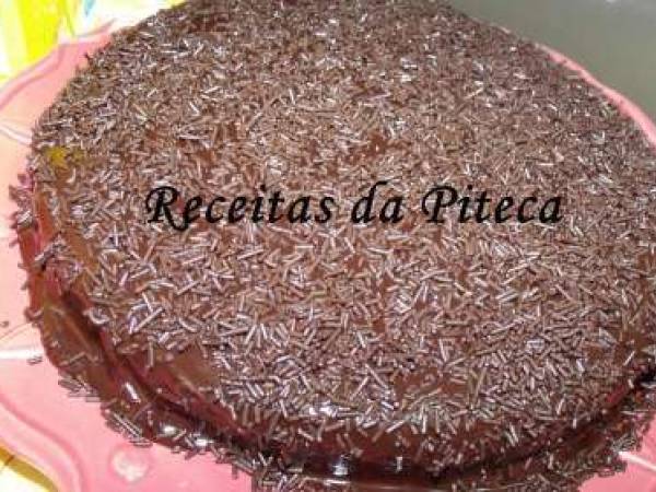 Bolo de chocolate tipo brigadeiro