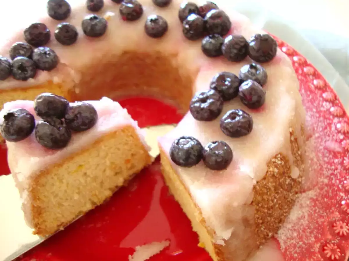 Bolo de claras (Angel cake)