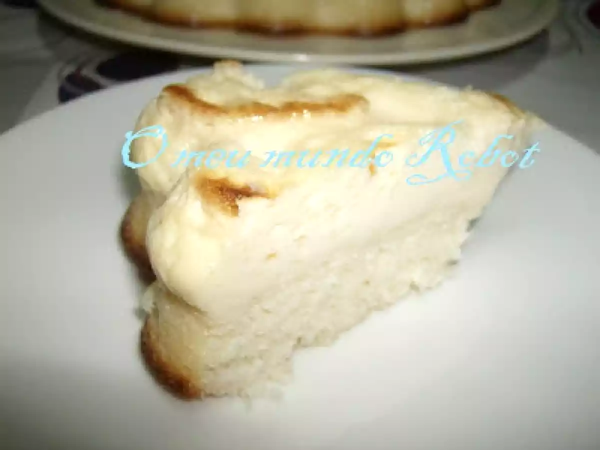 Bolo de coco com leite condensado - foto 3