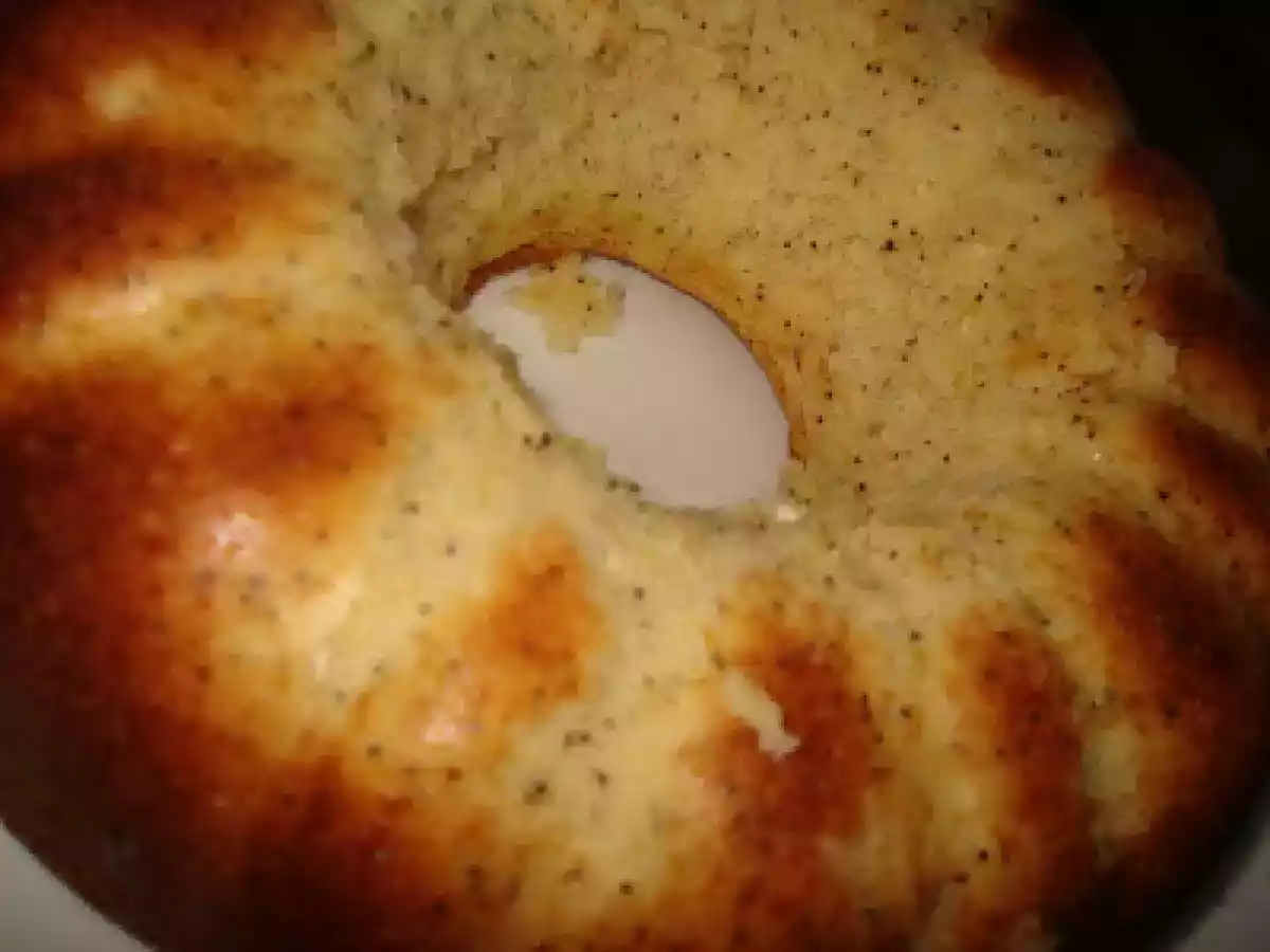 BOLO DE CÔCO E SEMENTES DE PAPOILA AROMATIZADO DE RASPAS DE LIMÃO... - foto 3