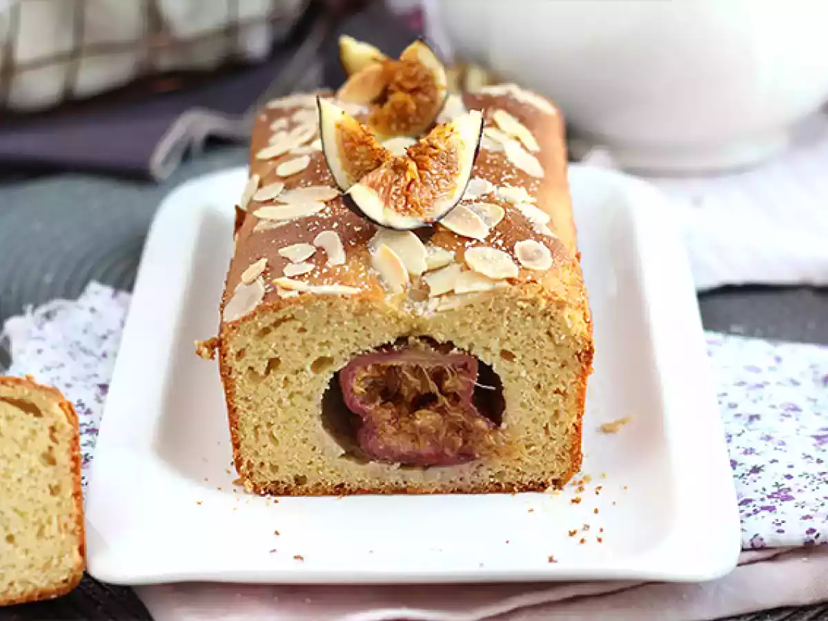 Bolo de figos e amêndoas