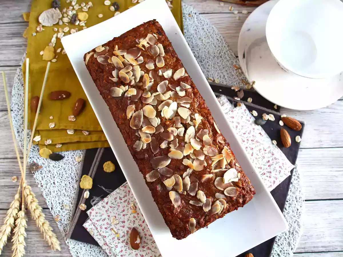 Bolo de granola sem adição de açúcar - foto 4