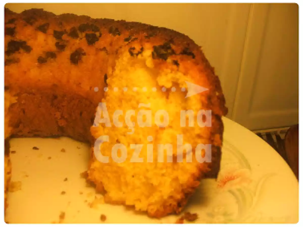 Bolo de Iogurte com pepitas de chocolate - foto 4
