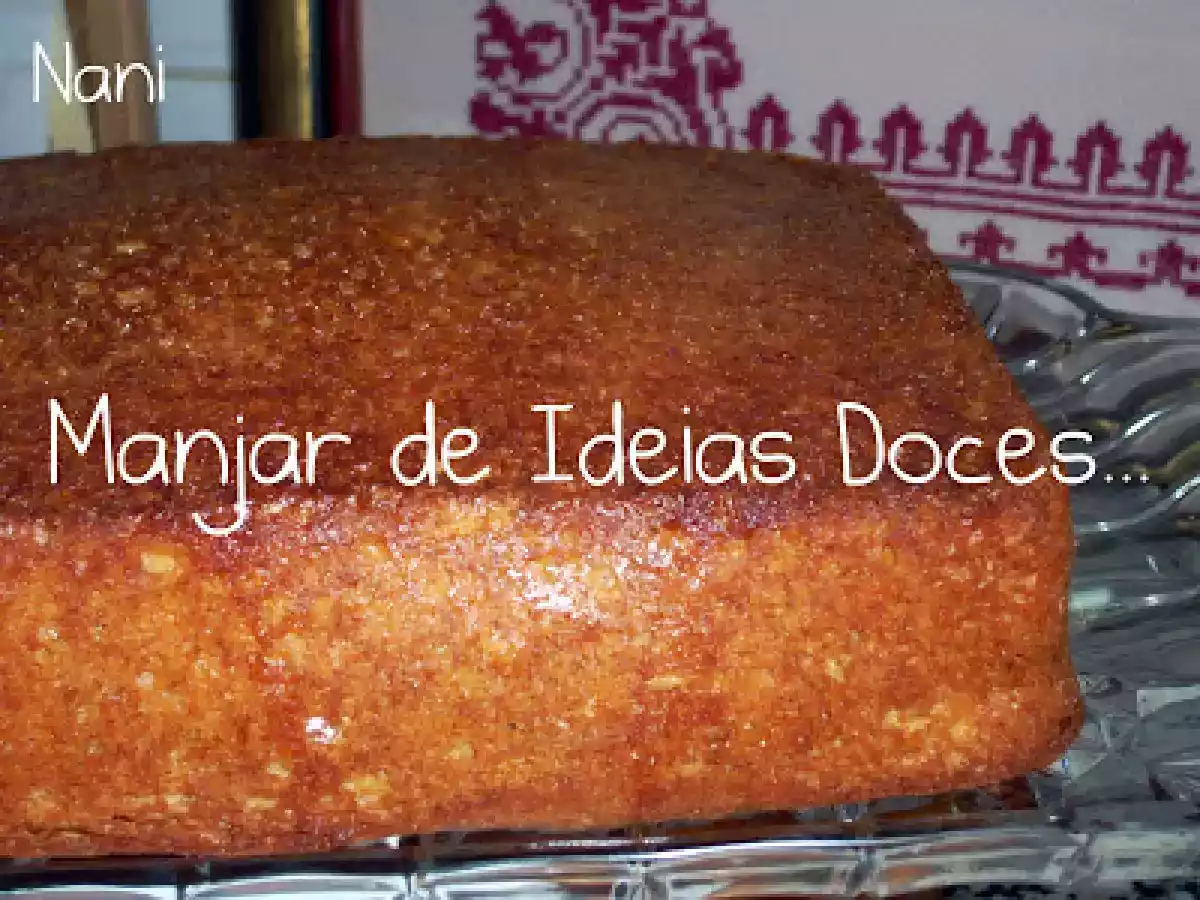 Bolo de Iogurte com Xarope de Limão